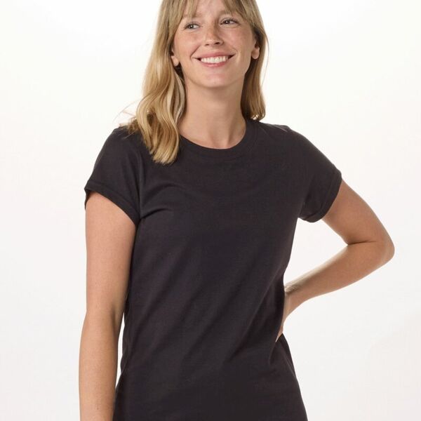 Women's Essential T-shirt Thumbnail